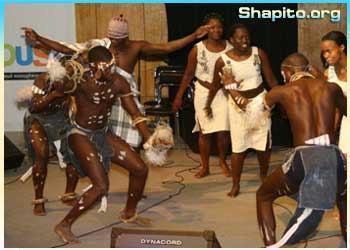 Танцы воинов Гвинеи