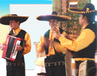 мексиканская музыка и латиноамериканские ритмы Los Muchachos